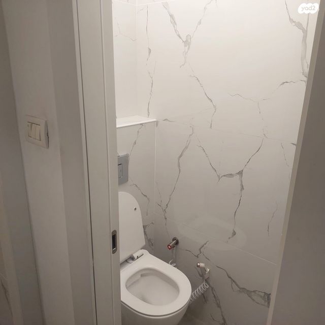 דירה, אחד במאי 13, מרכז, קרית עבודה, חולון