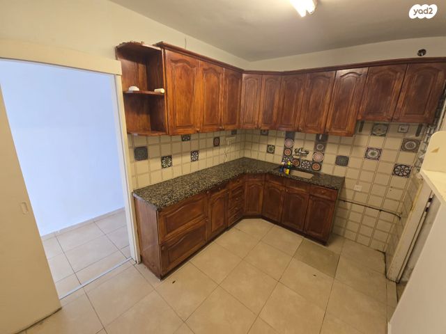 דירה, מעלות 7, נאות יהודית ונווה ארזים, חולון