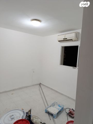 דופלקס, יוסף אהרונוביץ' 63, שיכון ותיקים, חולון