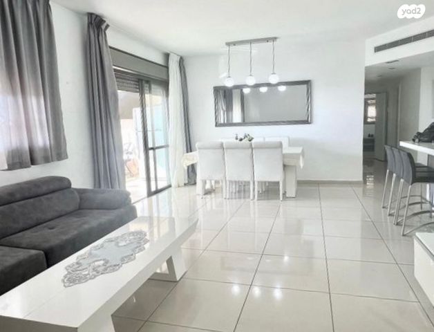 דירה, תירוש 17, ברנע, אשקלון