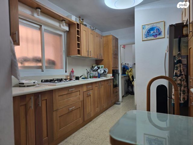 טריפלקס, הר מירון 1, שכונה ה'-ו', מבשרת ציון