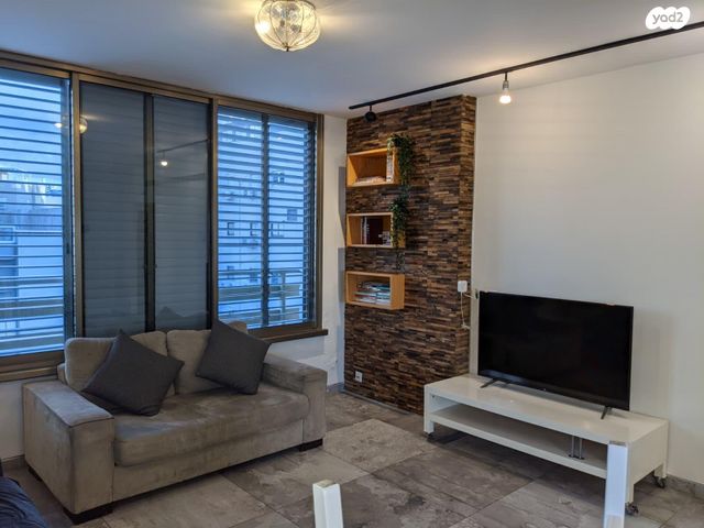 גג/ פנטהאוז, דרך בן גוריון 85, דרום מערב ותיק, בת ים