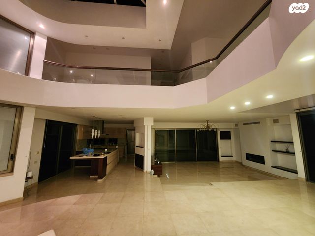 בית פרטי/ קוטג', חיים גלעד 20, בת גנים, פתח תקווה