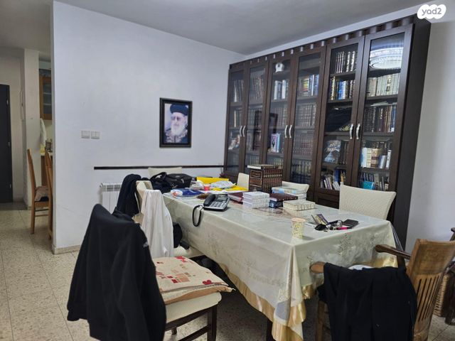 טריפלקס, הר מירון 1, שכונה ה'-ו', מבשרת ציון