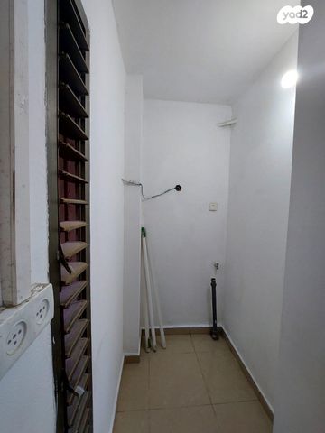 דירה, אחד העם 613, שאר העיר, בית שאן