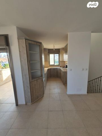 בית פרטי/ קוטג', בן ציון ליאון 12, פסגת זאב, ירושלים