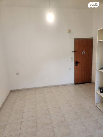 דירה, אלנבי 38, כרם התימנים, תל אביב יפו