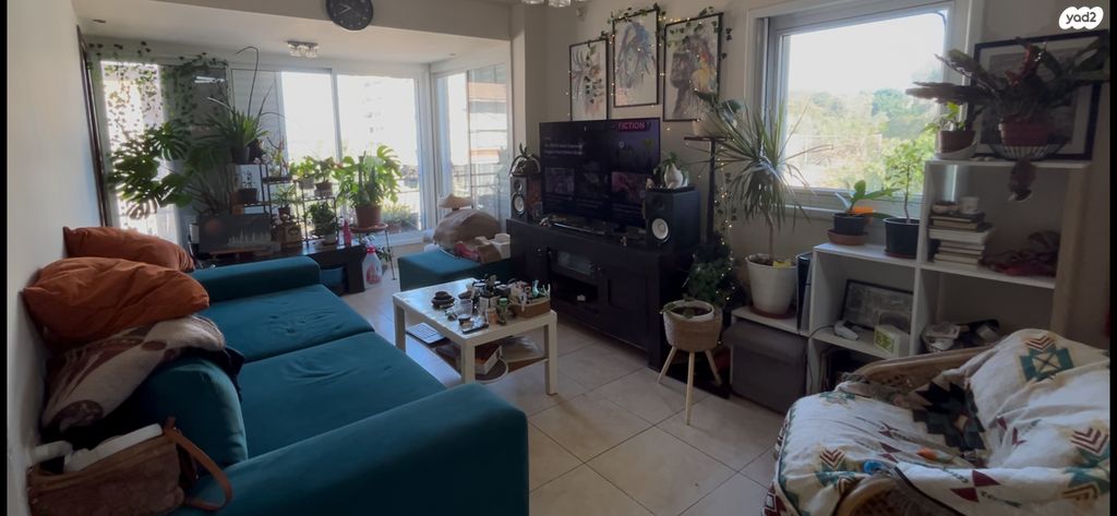 דירה, שמחה הולצברג 8, הגבול רוטשילד, בת ים