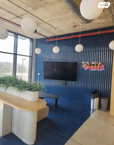 סטודיו/ לופט, תל חי 60, שיכון ד', קרית שמונה