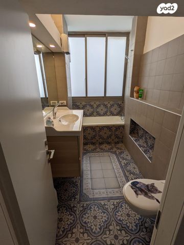 גג/ פנטהאוז, דרך בן גוריון 85, דרום מערב ותיק, בת ים