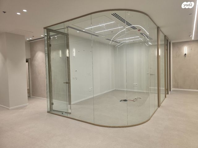 משרדים, דרך מנחם בגין 13, בורסה, רמת גן