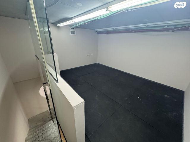 משרדים, דרך מנחם בגין 12, בורסה, רמת גן