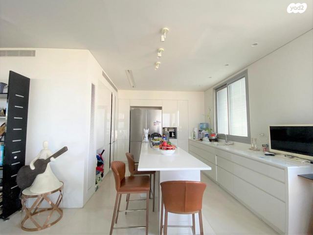 גג/ פנטהאוז, נווה גן, רמת השרון