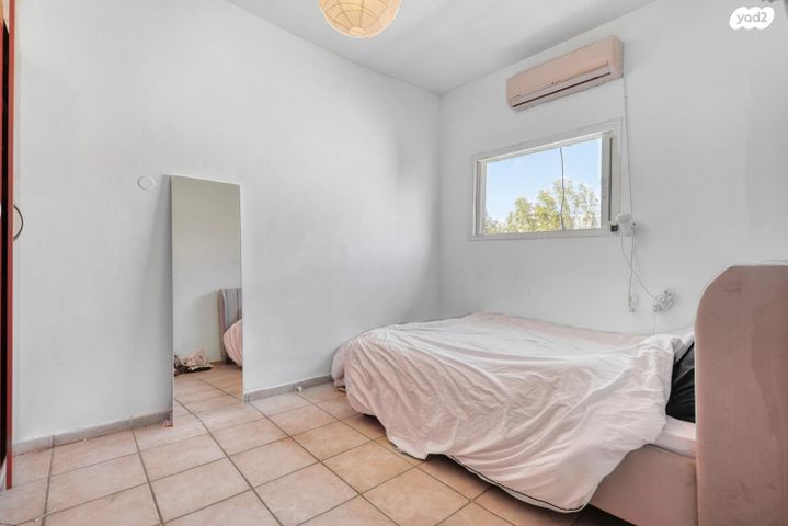 כללי, זאב יעבץ, רחובות