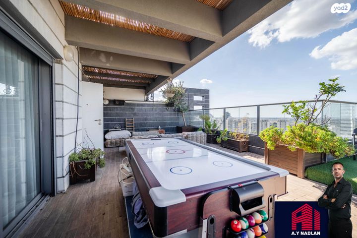 גג/ פנטהאוז, שדרות הרב משה שמואל שפירא, פארק המושבה, באר יעקב