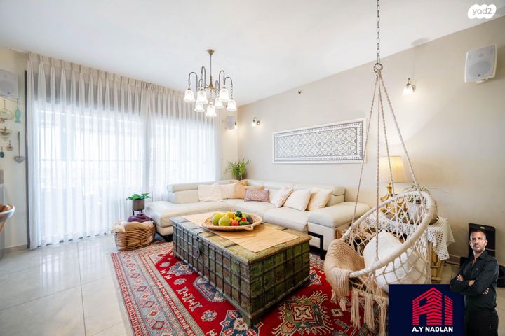 גג/ פנטהאוז, שדרות הרב משה שמואל שפירא, פארק המושבה, באר יעקב