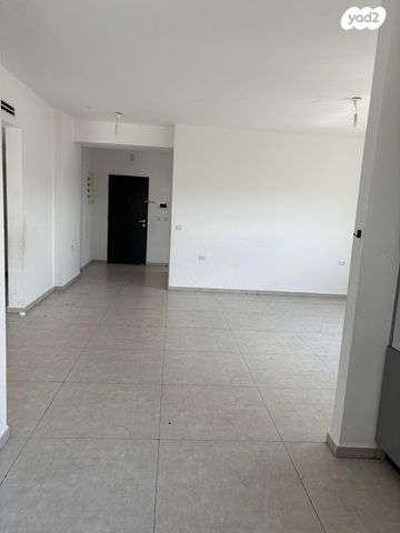 דירה, הבעש"ט, ג' / מרכז מזרח העיר, רחובות