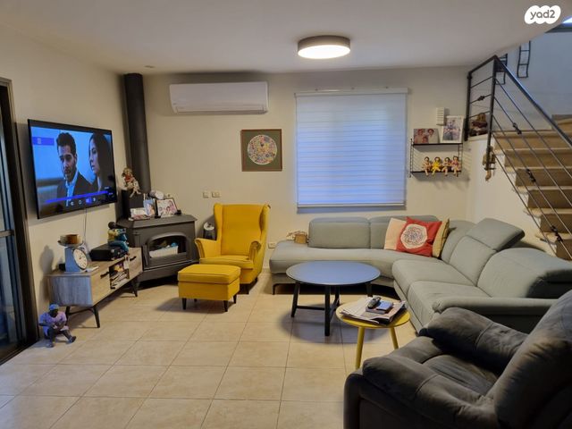 בית פרטי/ קוטג', אורנית, אורנית