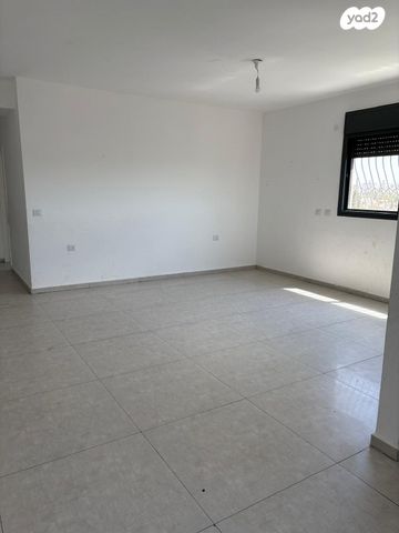 דירה, הבעש"ט, ג' / מרכז מזרח העיר, רחובות