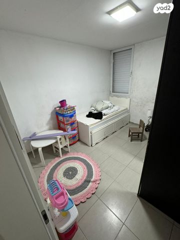 דירה, המעפילים, תל גיבורים, חולון