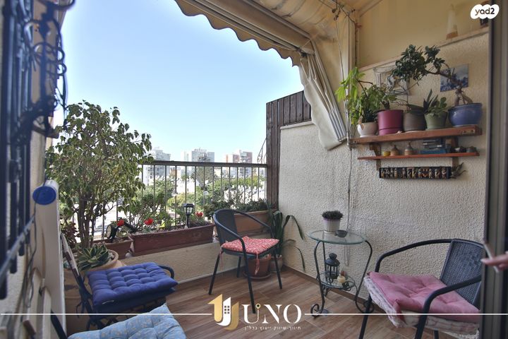 דירה, חיים 52, צור שלום, קרית ביאליק