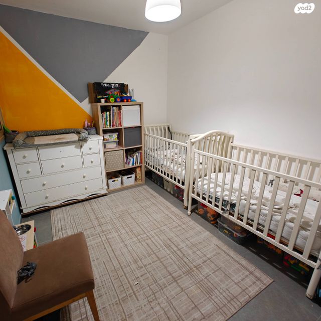 דירת גן, ריה"ל, אירוס, ירוחם