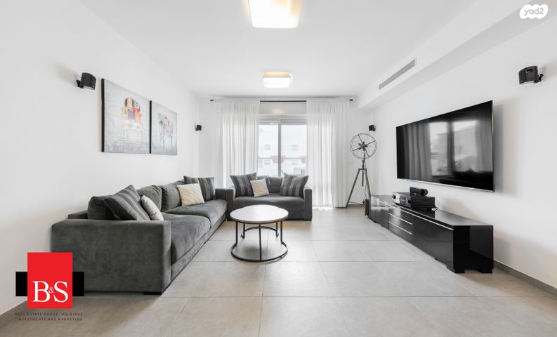 דירה, דרך הפארק 25, קרית השרון, נתניה