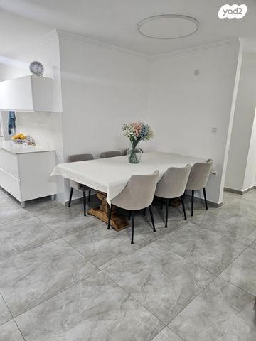 דירת גן, שטיינברג 12, שכונה ו', באר שבע