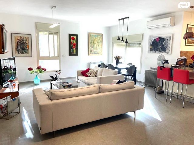 דירה, החלוץ, בית הכרם, רמת בית הכרם, ירושלים