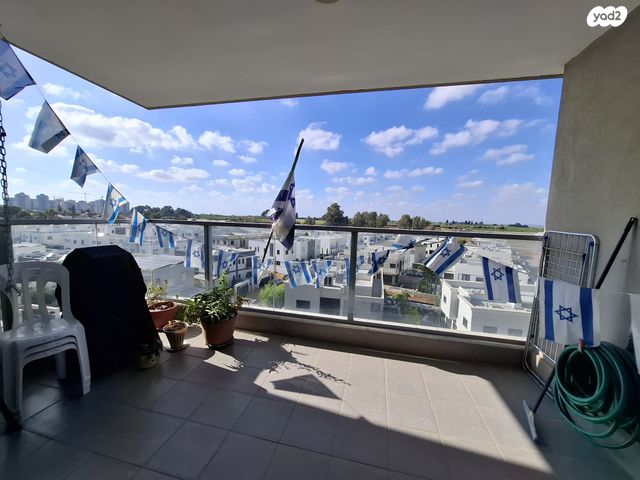 דירה, אהבת אדם, שרונה, כפר יונה