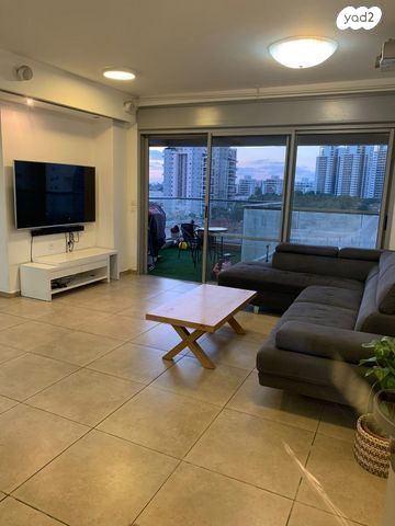 דירה, שדרות האלונים, באר יעקב