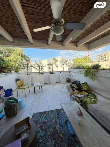 גג/ פנטהאוז, יגאל מוסינזון, תל ברוך, תל אביב יפו