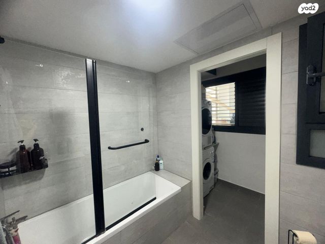 דירה, יעקב תמרי, רחובות