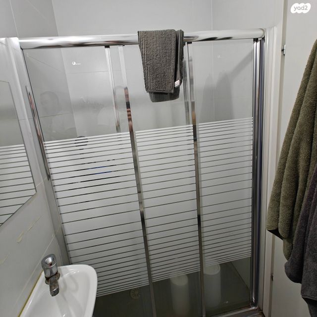 דירת גן, ריה"ל, אירוס, ירוחם