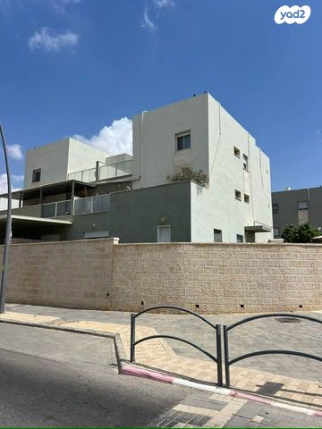 דירת גן, אופקים