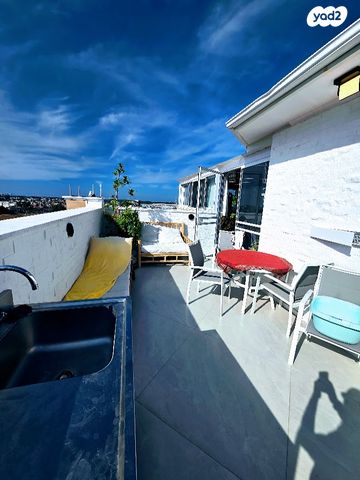 גג/ פנטהאוז, יצחק כושי עפגין 3, רח' הנשיא צפון, חדרה