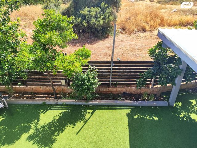 דו משפחתי, דן, כפיר יוסף, אלפי מנשה