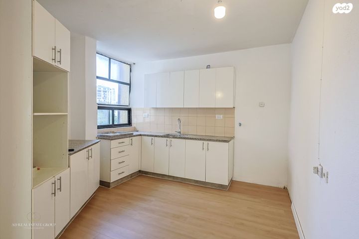 דירה, פועלי הרכבת, פועלי הרכבת, גבעתיים