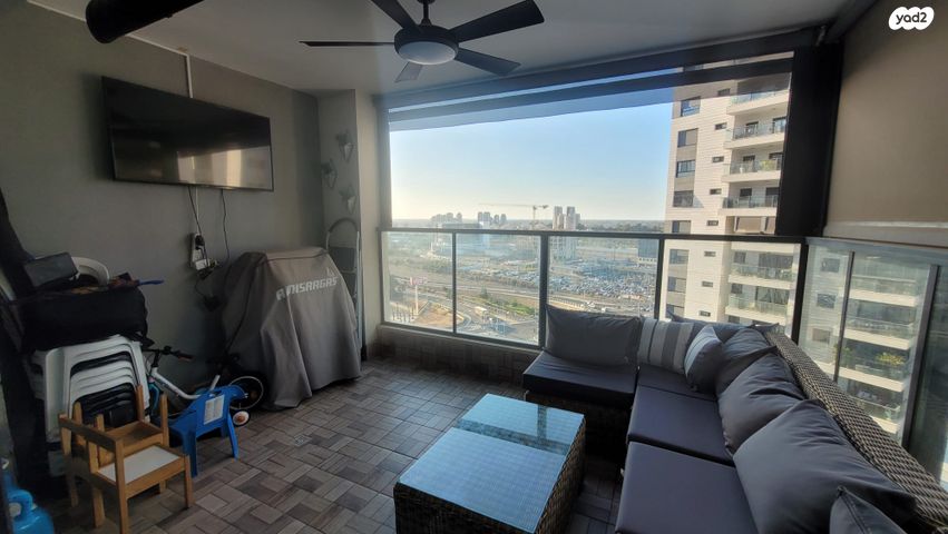 דירה, יעקב תמרי, רחובות