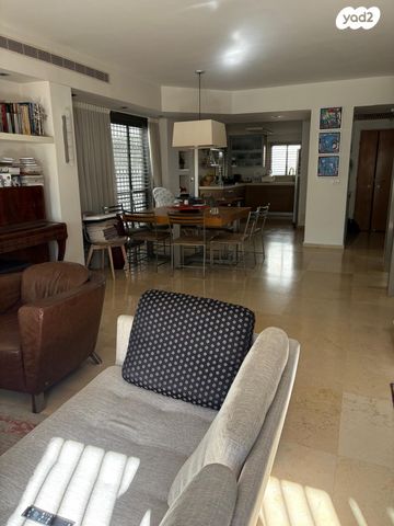 מרדכי זעירא 