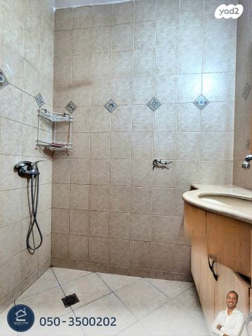 דירה, דוד רזיאל, דוד רזיאל, קרית שמונה