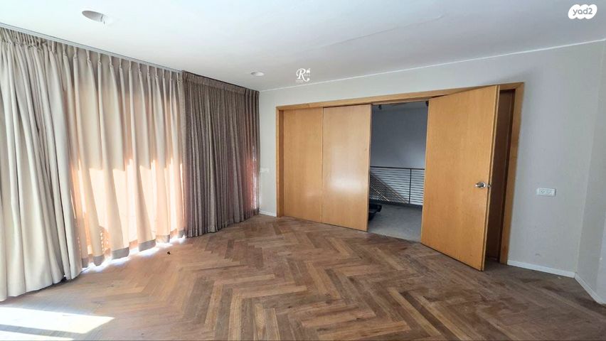 בית פרטי/ קוטג', סביון