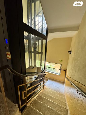 דירה, מקווה ישראל 23, תל אביב יפו