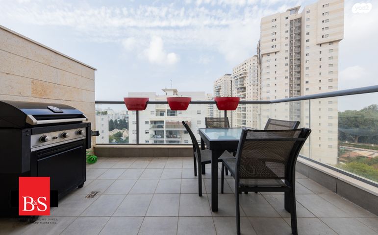 דירה, דרך הפארק 25, קרית השרון, נתניה