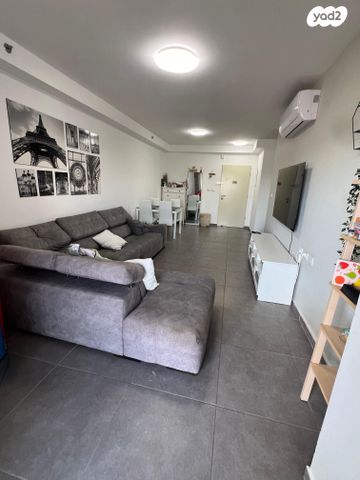 מבוא העירית 