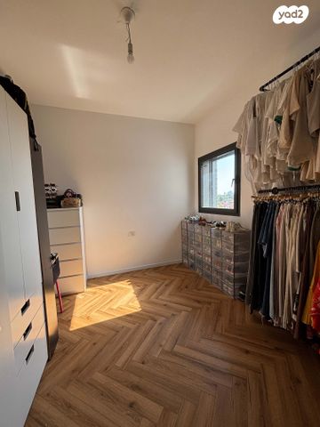 דירה, אחוזה, רעננה