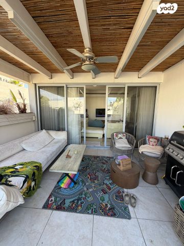 גג/ פנטהאוז, יגאל מוסינזון, תל ברוך, תל אביב יפו