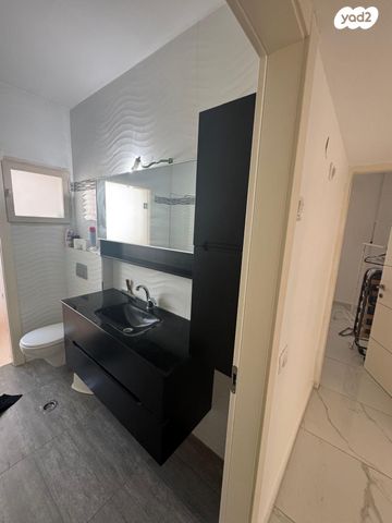 דירה, שדרות ניצה 1, צפון מערב מרכז העיר, נתניה