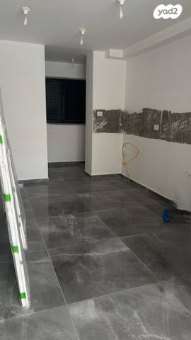 דירת גן, מבוא הדודאים, רובע ח', אשדוד