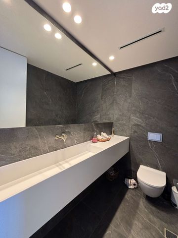 דירה, יהודה מרגוזה 50, תל אביב יפו